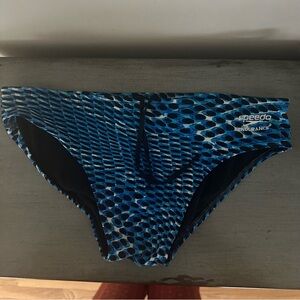 Speedo Men's Blue Patterned Swim Briefs, Size 28